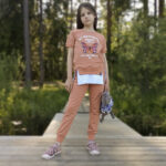 Komplekt roosa liblikastrükiga T-särk+püksid - Image 5